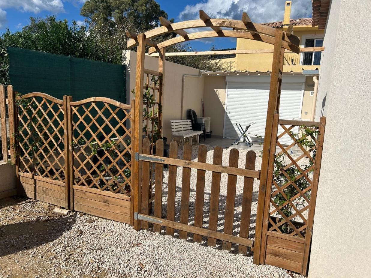 Maisonnette Bormes-les-Mimosas Bagian luar foto
